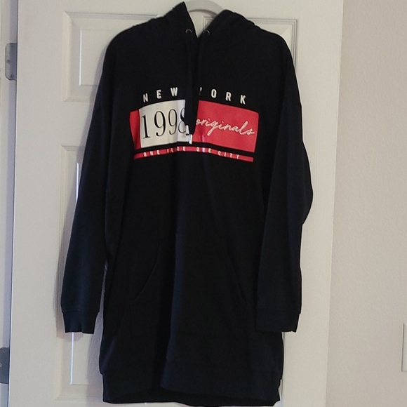 H&M Sweatshirt Dress - Picture 2 of 7